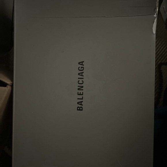 Balenciaga LED Tracks- size 10 - Picture 8 of 9